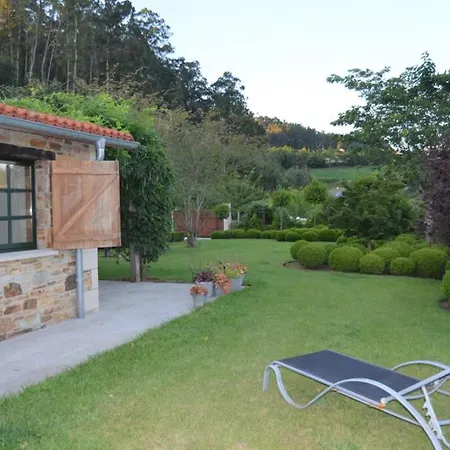 Holiday home Chalet Con Piscina En Entorno Rural *